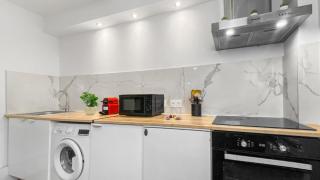 HOMEY FOREST - Hypercentre - Proche Gare et Tram - Wifi & Netflix - Annemasse - 2