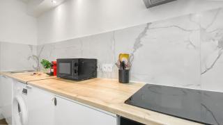 HOMEY FOREST - Hypercentre - Proche Gare et Tram - Wifi & Netflix - Annemasse - 1