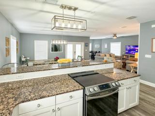 Limearita- Beach house, private heated pool - 6