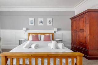 The Doctor's House - 8