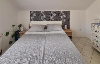 Lovely Apartment In Vir With Wifi - 5