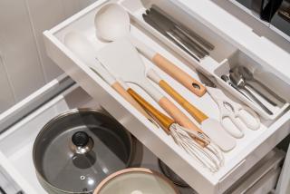 Title Halo 1st Floor Naiyang Pool Gym 2BR - 3