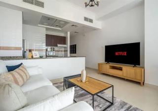 Beautiful Studio Apartment with Canal and Seaview - 3