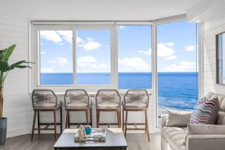FANTASTIC FULLY RENOVATED Beach Front Condo - Incredible View - Top of the Gulf 723 - Panama City Beach - 5