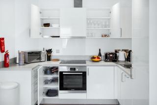 Cosy Modern Stay at St Mary's Nest Apartment By Your Lettings Short Lets & Serviced Accommodation Peterborough With Free WiFi and Parking - Huntingdon - 1