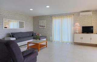 4 Bedroom Gorgeous Apartment In Medulin - Medulin (Medolino) - 4