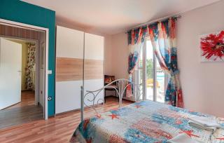 4 Bedroom Gorgeous Apartment In Medulin - Medulin (Medolino) - 3
