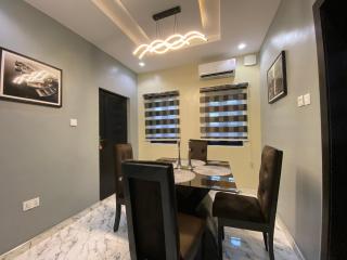 Cozy Luxury Apartments - Sagamu - 7