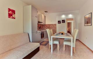 1 Bedroom Gorgeous Apartment In Medulin - Medulin - 7