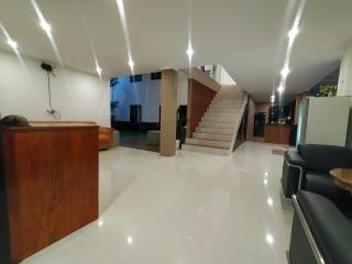 Carstenzs Home Kuta - Kuta - 7
