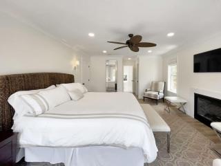 New Construction Modern Luxury Retreat w 6 Beds & - Southampton - 4