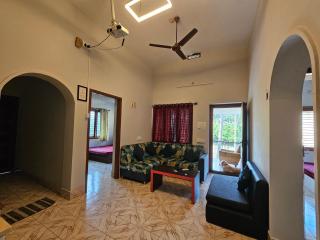 Travelers Guest House - Kundapur - 5