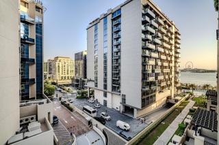 Stylish 2 bedroom apartment with Maid Room I Fairmont South Residence I Palm Jumeirah - Dubai - 3