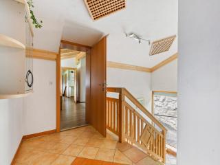 Sunlit Apartment near Ski Area in Hollersbach im Pinzgau - Hollersbach im Pinzgau - 4
