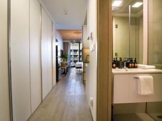 EasyGo - Modern STU- Luma22- JVC - Dubai - 2