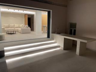 Deluxe Seafront - 2 Bed - Limassol - 9