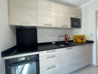 Precioso apartamento con vistas espectaculares de la Bahia Roses AV-48 - 1