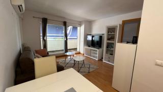 Bonito apartamento con parking y piscina en Roses AV-53 - Roses - 2