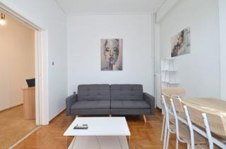 A cozy minimal apartment at Koukaki, Dimitrako... - Atene - 2