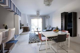 Glyfada A Modern minimal apartment - 9