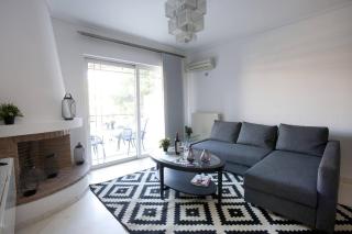Glyfada A Modern minimal apartment - 7