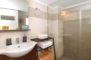 Exarchia, a nice and cozy apartment - Atene - 7