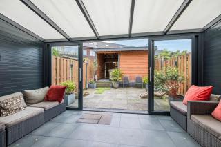 Modern Home with Private Garden - Utrecht - 3