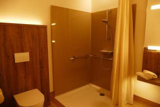 Meyn's Apartments - 7