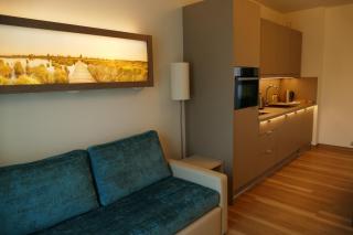 Meyn's Apartments - 7