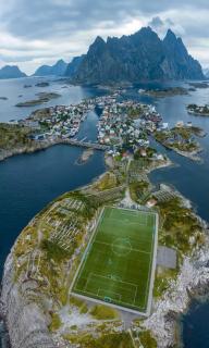 Moderne leilighet ved sjøen med opptil åtte sengeplasser - Henningsvaer - 1