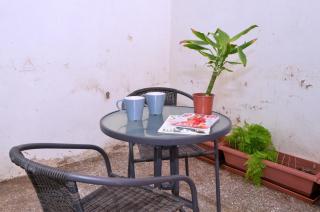 Koukaki, a minimal studio - 4