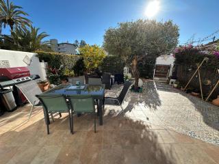 Bonito apartamento con gran terraza y piscina comunitaria AV-08 - 8