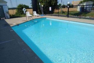 Howard Johnson by Wyndham Clarksville Tennessee - Clarksville - 6