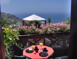 Moderne Ferienwohnung mit privatem Balkon sowie Meer- und Gebirgsblick - Icod de los Vinos - 0