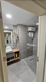 Roccia DownTown Otel - Van - 5