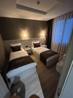 Roccia DownTown Otel - Van - 4