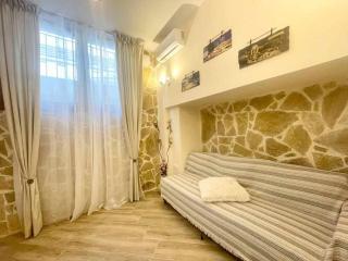 Central Apartment for Two in Kypselis 61 - Athen - 7