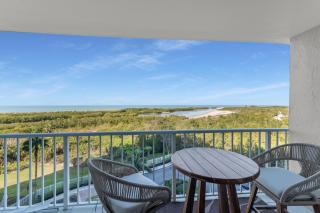 New Ownership. Beachfront. Renovated. Relax, Recharge, Unwind - 9