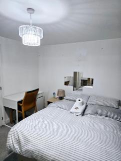 Ensuite Doubleroom with Private Toilet and Bathroom in central Dartford - 7