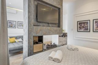 Romanca Deluxe Studio - City View - 7