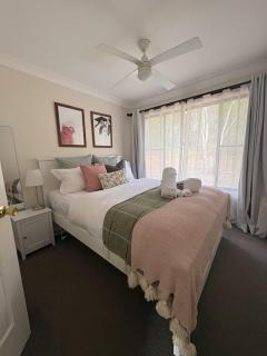 Frog Hill 8 bedroom luxe rural retreat near town - Mudgee - 4