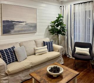 Olivescape- Charming & Cozy Wooden Cabin - 9