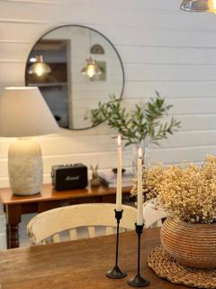 Olivescape- Charming & Cozy Wooden Cabin - 0