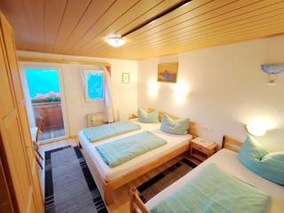 Group Holiday Home in Hippach with dreamy views - Hippach - 1