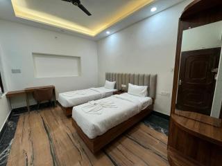 Velora Inn - Varanasi - 1