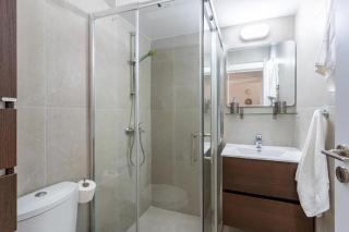 Lazy River 1-Bedroom Apartment - 8