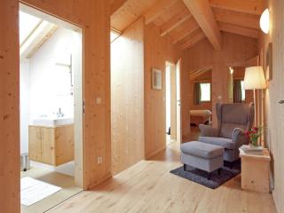 Grand Apartment in Mayrhofen with Infrared Sauna & Artistic Interiors - Ramsau im Zillertal - 3