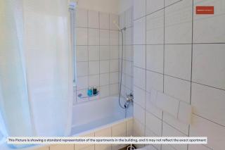 Convenient 2BR Stay with Easy Transport - Zürich - 3