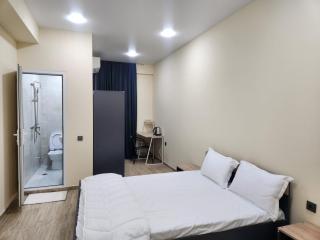 Orange hostel - Tbilisi - 9