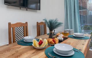 Contractor Friendly House with 9 beds - Sheffield - 2